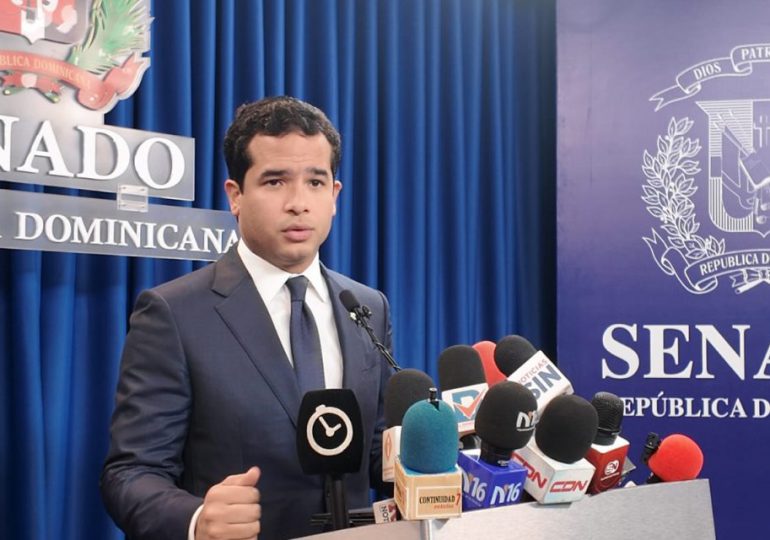 Omar Fernández responde a Pelegrín Castillo: "Todos tenemos responsabilidad en la política migratoria"