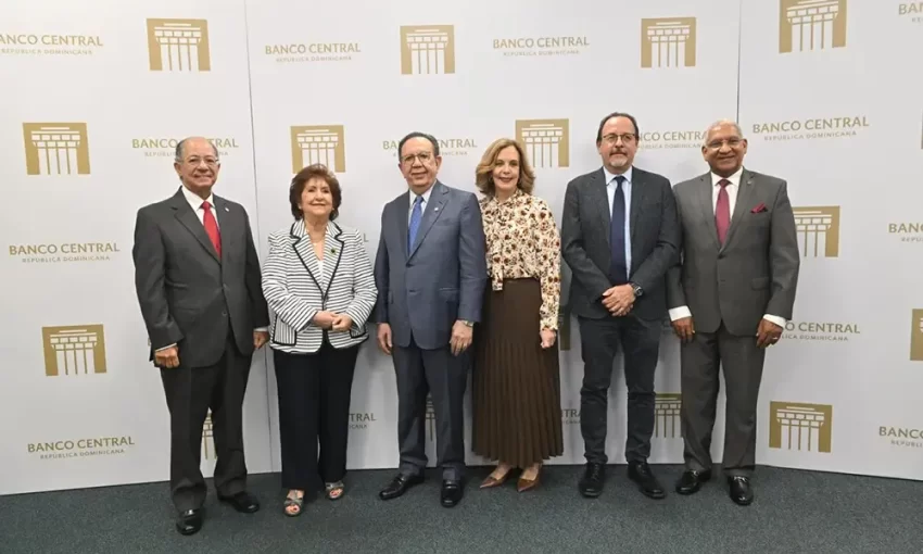 Banco Central pone a circular dos nuevas obras