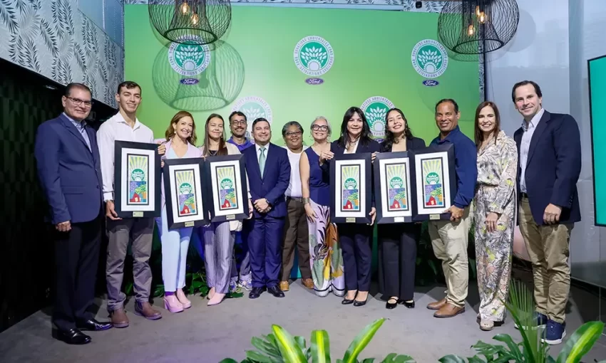Celebran 25 años de Donativos Ambientales Ford