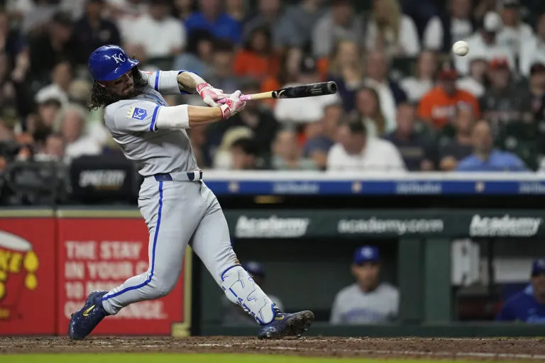 Witt e India impulsan dos carreras cada uno en triunfo 7-5 de Reales ante Astros