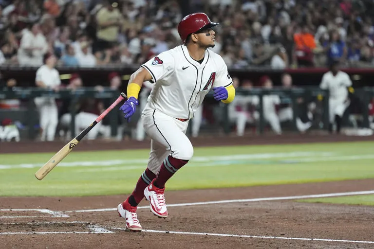 Moreno conecta un grand slam ante Yamamoto y conduce a los Diamondbacks a una victoria de 5-3 sobre los Dodgers