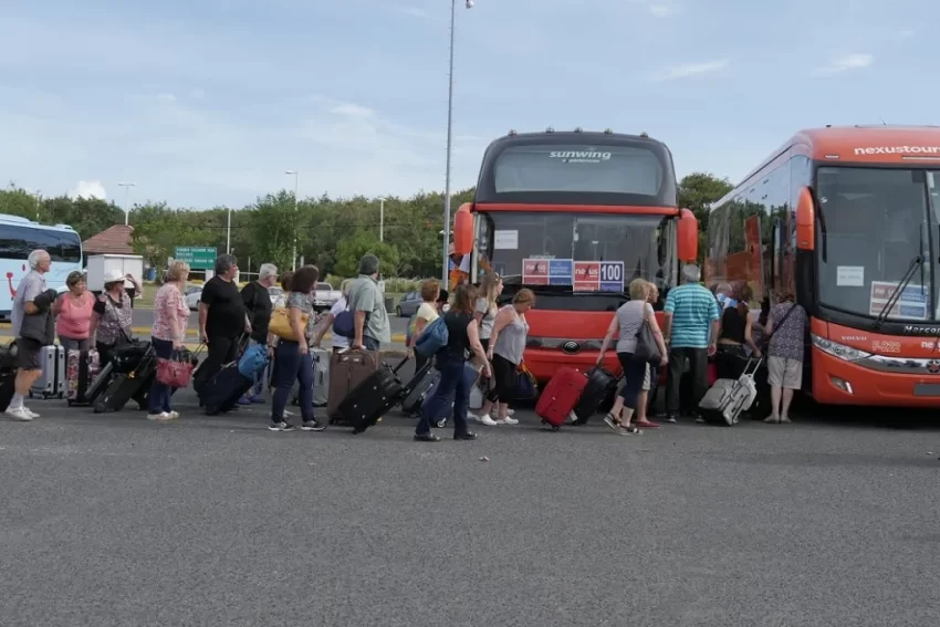 Cuba y también Trump ‘regalan’ a Cancún y RD el emisor canadiense