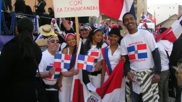 Casi 70% de dominicanos en España tiene doble nacionalidad
