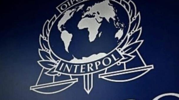 Fiscalía de Ecuador pide intervención de Interpol para dar con político refugiado en México