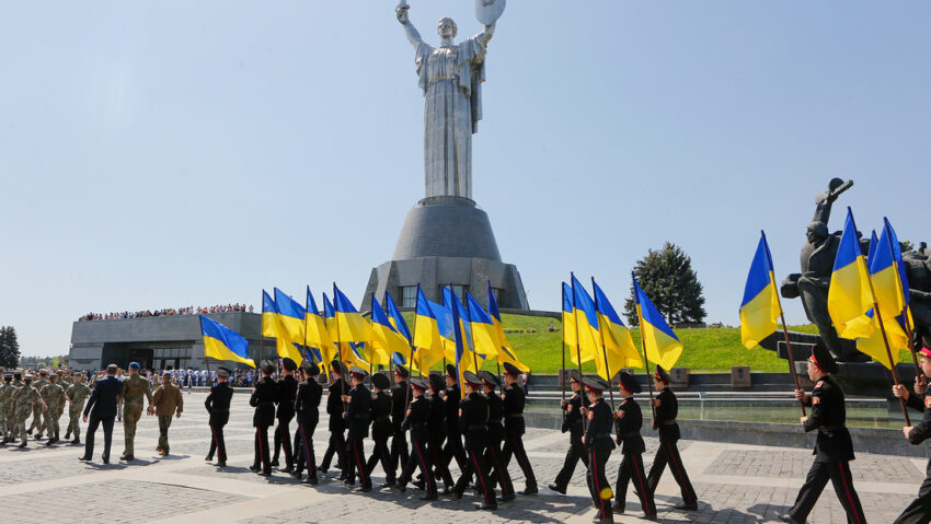 Inteligencia rusa: Kiev reúne casi el mismo círculo de países que la coalición de Hitler