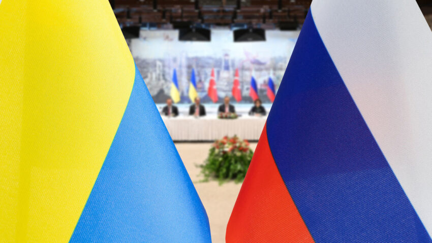 Kremlin: "Ucrania y Rusia elaboran condiciones para un alto el fuego temporal"