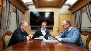 París responde ante el controvertido gesto de Macron en el tren hacia Kiev.