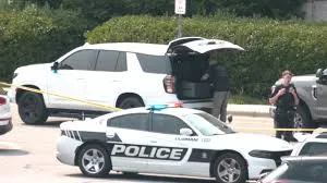 ¡Alerta en centro comercial! Evacúan tienda Nordstrom en Durham por paquete sospechoso