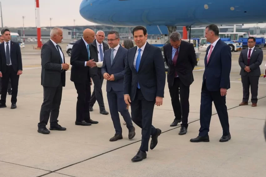 Con EEUU como observador y sin concesiones a la vista, Rusia y Ucrania retoman el diálogo en Estambul