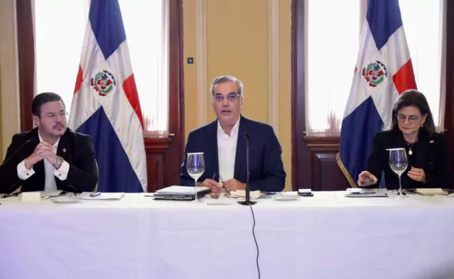 Presidente Abinader convoca a Consejo de Ministros para esta tarde en el Palacio Nacional