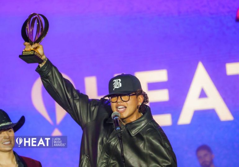 La música floreció y vibró en Medellín con la nueva edición de los Heat Latin Music Awards