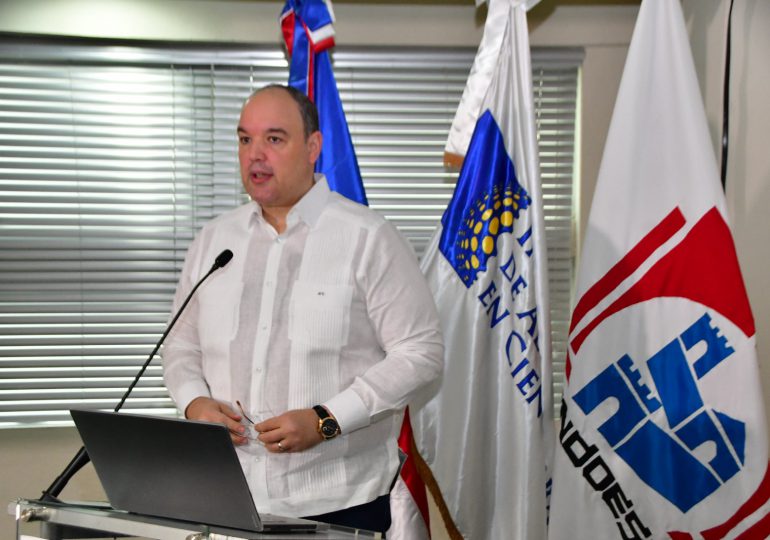 Exministro José del Castillo advierte que el país podría perder US$1,000 millones si EE. UU. impone arancel a las remesas