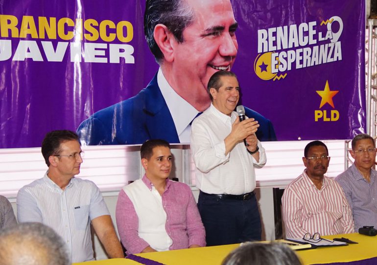 Francisco Javier proclama que sólo está atento a su “cartón” para ganar elecciones del 2028