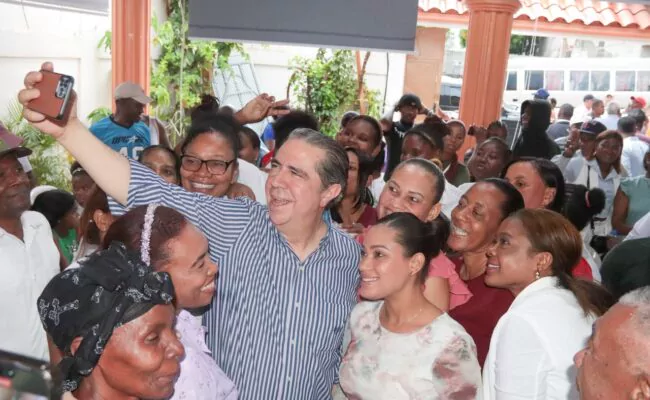 Francisco Javier García acusa al Gobierno del PRM de ser la gran estafa