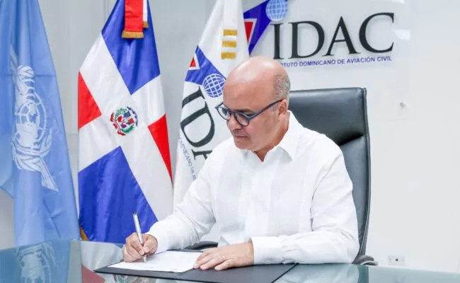 Plan Estratégico 2025–2028 del IDAC fortalecerá seguridad y modernización de la aviación civil