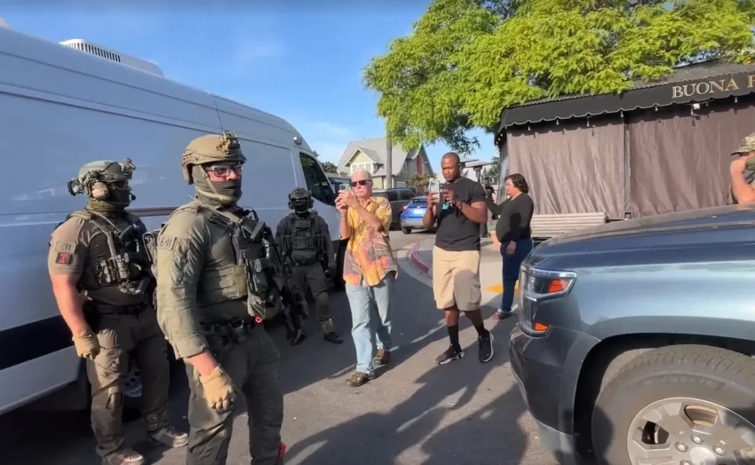 ¡Redada en restaurante de San Diego! 🚨 ICE arresta a empleados y desata caos en South Park