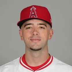 Neto terminó con un desempeño de 4-1 tras un jonrón solitario en la derrota del lunes, que fue de 5-1 frente a los Yankees.