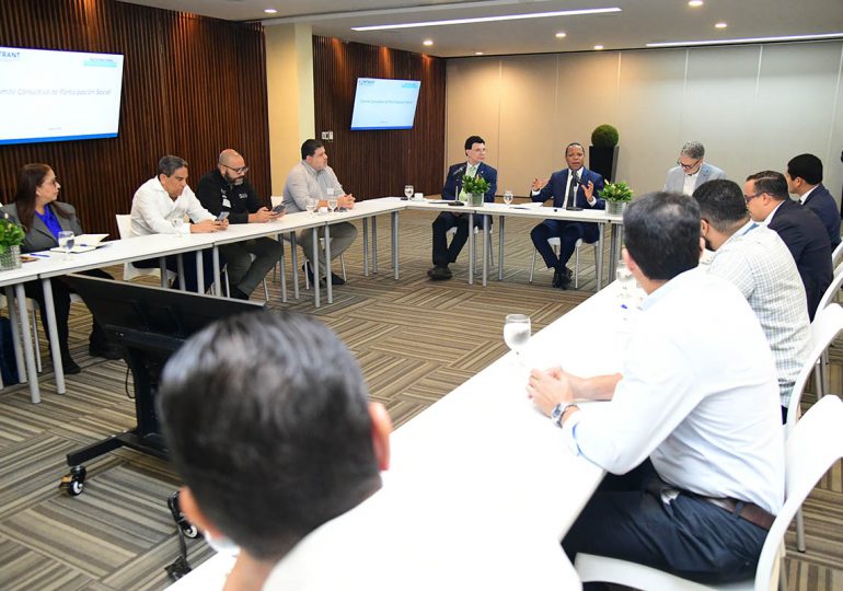 INTRANT presenta avances del Plan Estratégico Nacional de Seguridad Vial 2025-2030 en reunión en la AIRD