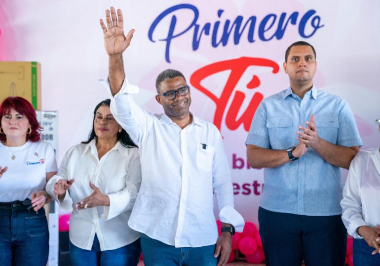 Madres de Nagua reciben homenaje de Propeep en un gesto de amor y compromiso social