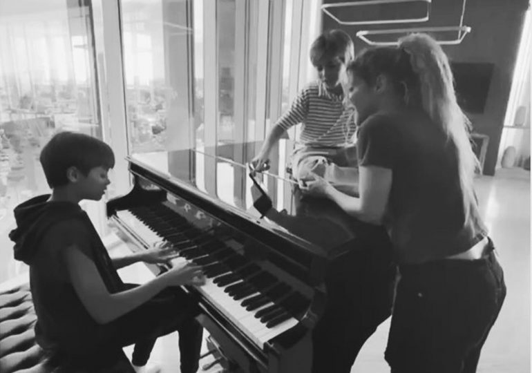 Los hijos de Shakira y Piqué debutan en la música con el tema 'The One'