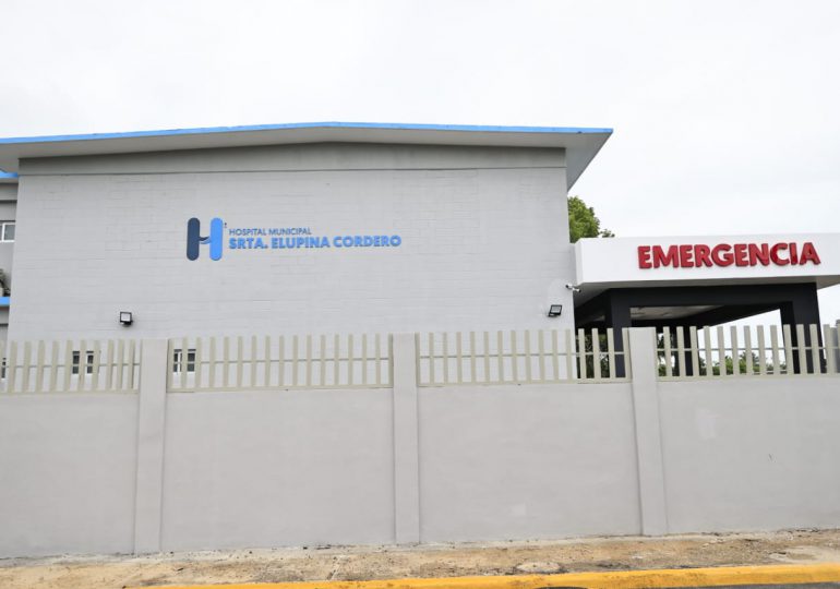 Vicepresidenta entrega emergencia de hospital renovada en Sabana de la Mar por más de RD$61 millones