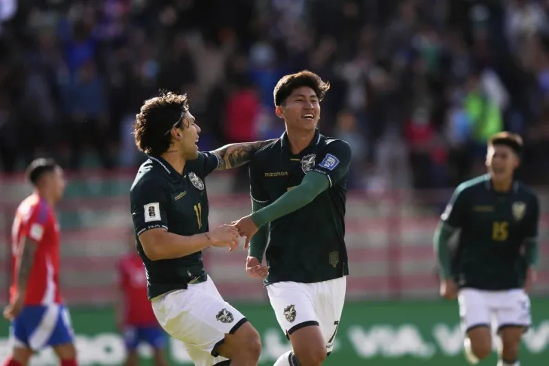 Bolivia vence 2-0 a Chile y lo deja sin Mundial: la altura de La Paz fue decisiva