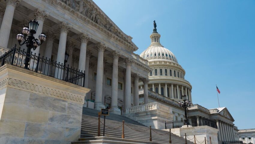 El destacado y magnífico proyecto de ley de Trump progresa en el Senado.