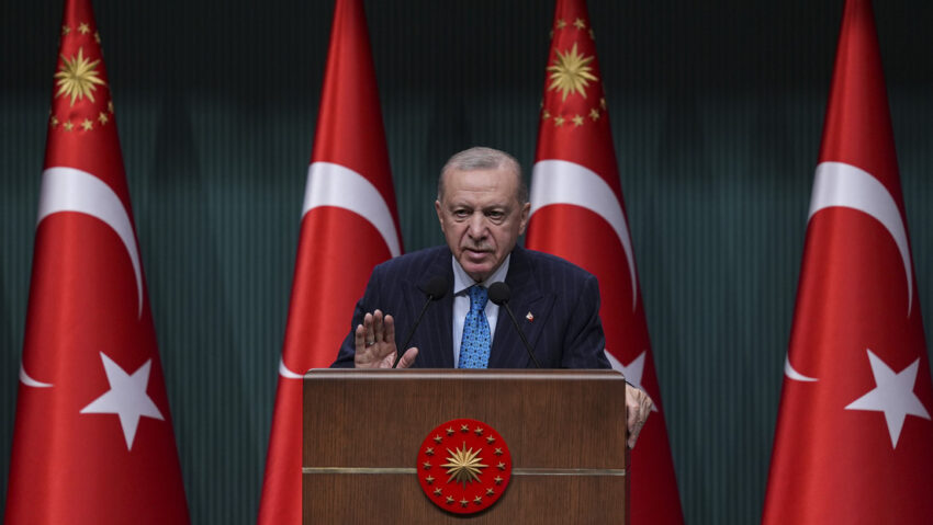 Erdogan dice que las acciones de Netanyahu "amenazan con hundir a la región y al mundo en el desastre"