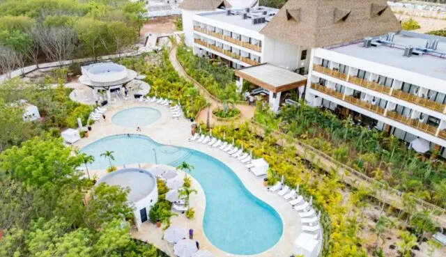 Tren Maya: Sedena en Uxmal cambió permiso de casa a hotel