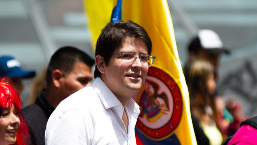 Sheinbaum promete usar "todos los canales" contra la criminalización de los migrantes en EE.UU.