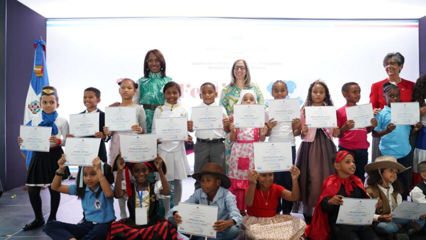 Minerd celebra Festival Nacional de Lectura del Primer Ciclo de Primaria