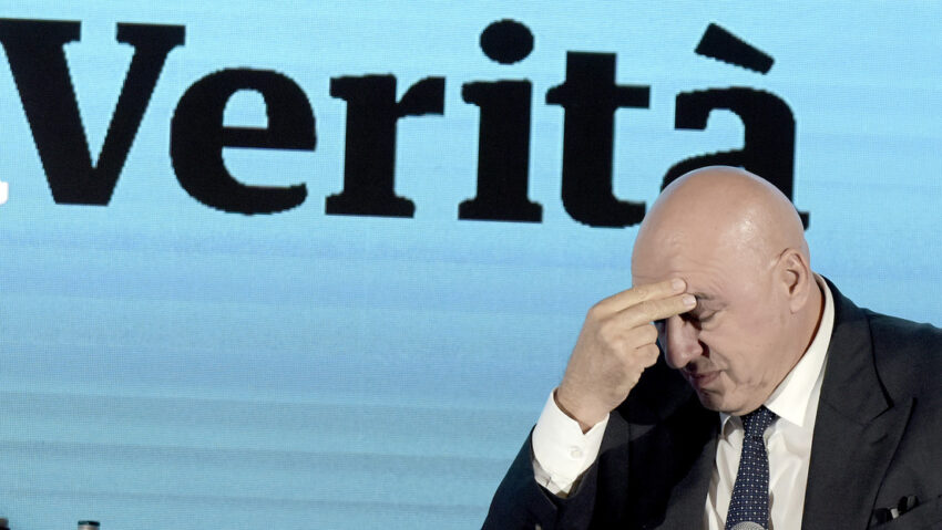 Ministro de Defensa italiano: "La OTAN ha perdido su justificación. "