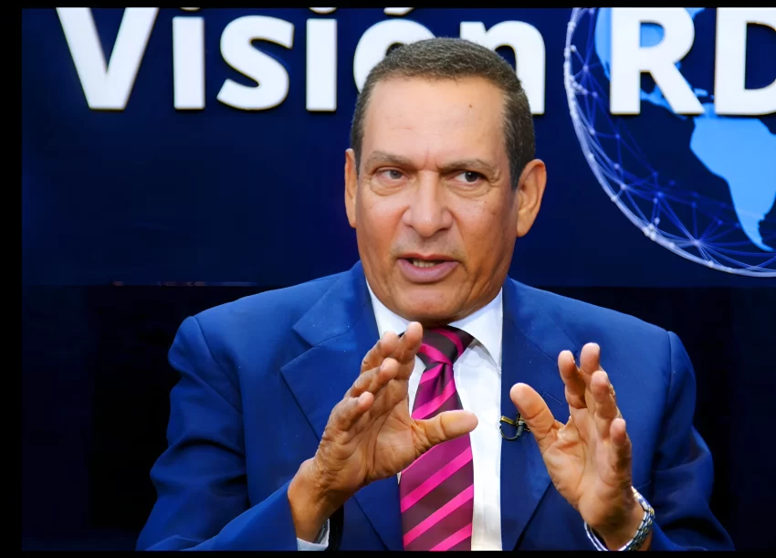 Teodoro Ursino Reyes: La Detención de Ángel Martínez y la Sombra de una Ley Mordaza