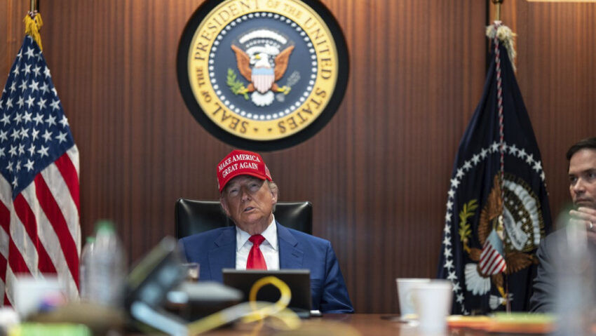 Trump encuentra algo "irónico" en su ataque contra Irán