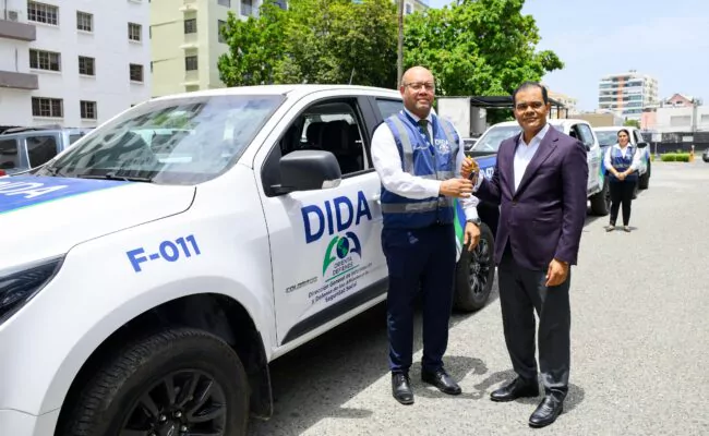 DIDA entrega vehículos a oficinas provinciales para eficientizar servicios