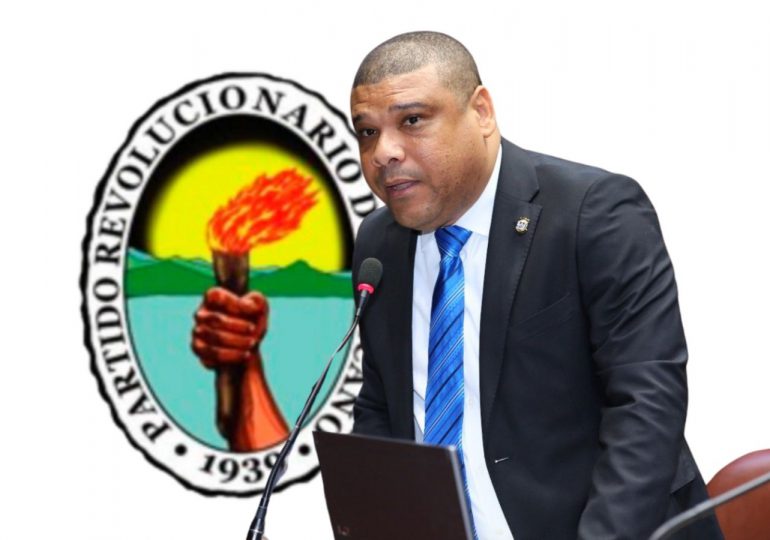 Diputado Ramón Raposo mantiene viva la llama del "jacho" del PRD en el Congreso Nacional