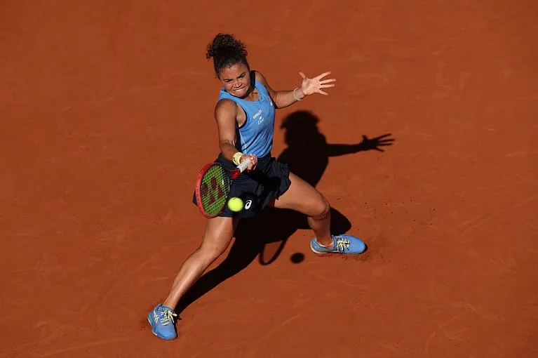 ¡Italia brilla en Roland Garros! 🇮🇹 Paolini y Musetti avanzan a octavos de final