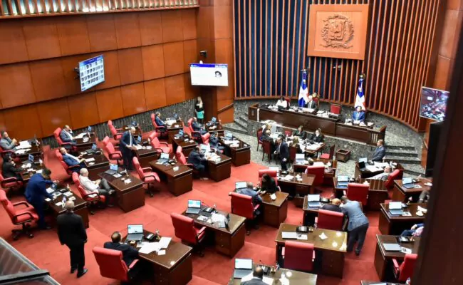 Senadores oficialistas respaldan medidas del Intrant para mejorar la movilidad en el Gran Santo Domingo