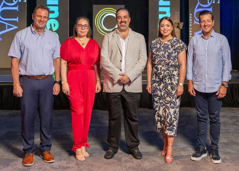 Aeroméxico celebra su llegada a Punta Cana con elegante cóctel en RD