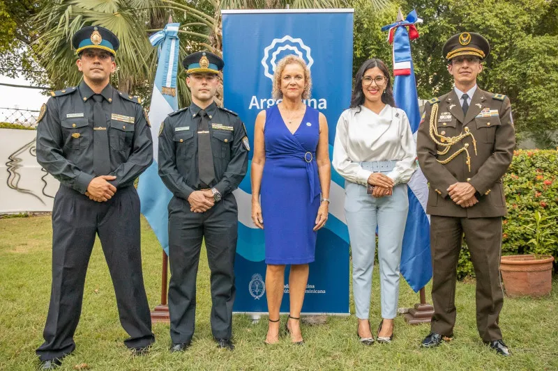 Argentinos celebran Día de la Independencia en República Dominicana con acto solemne