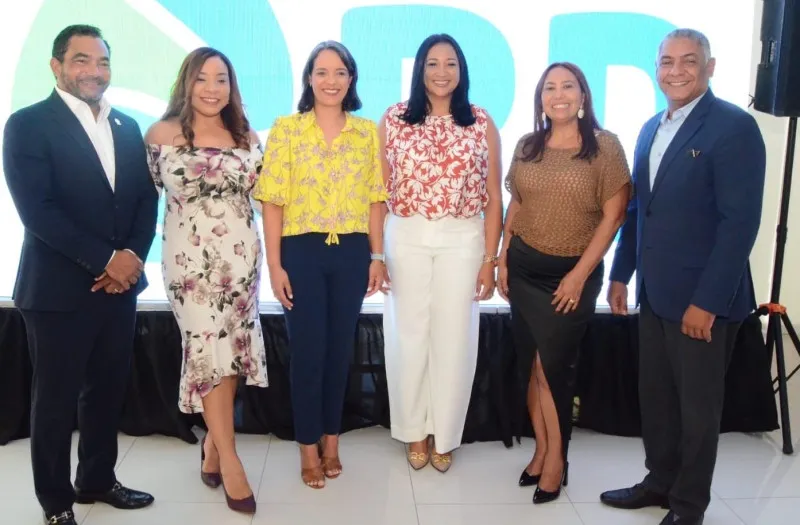 Éxito rotundo de la feria AventuraTERD 2025 en Ágora Mall