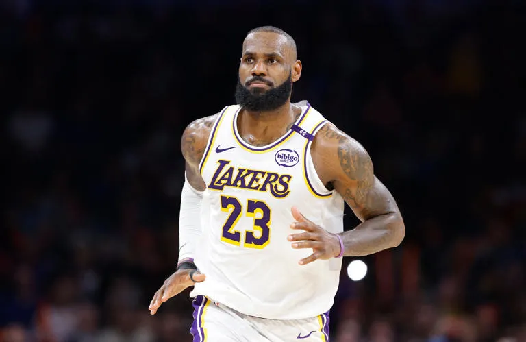 Lebron James y Lakers logran calmar tensiones de cara a la próxima temporada NBA