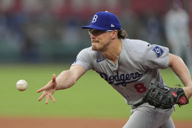 Dodgers colocan a Kiké Hernández en lista de lesionados y llaman a James Outman tras múltiples ajustes en el roster
