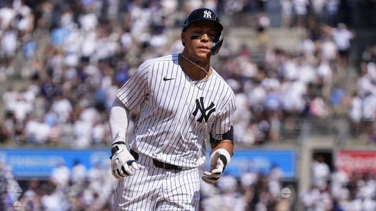 Aaron Judge rompe récord histórico con 350 jonrones en tiempo récord