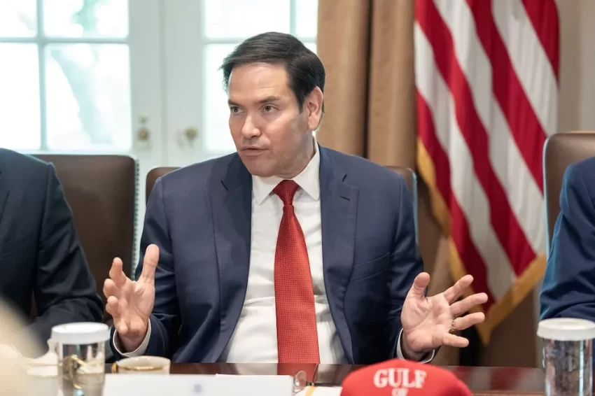 Marco Rubio anuncia la liberación de 10 estadounidenses tras acuerdo con Maduro y Bukele