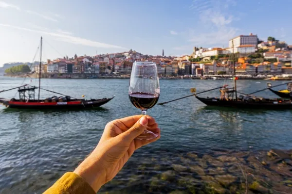 AmaWaterways presenta vino de Oporto, quintas y tradiciones atemporales en programa por el Duero