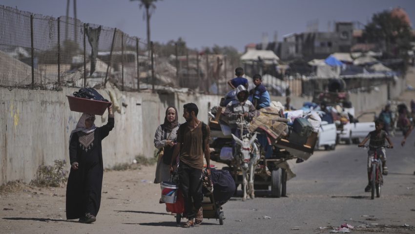 "Desnudados, interrogados y revisados a punta de pistola": OMS denuncia un ataque de Israel a su personal