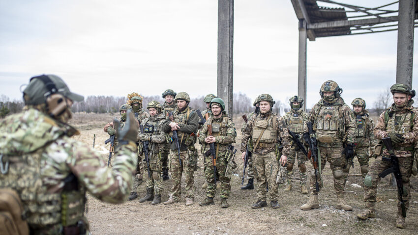 Kremlin: El despliegue de contingentes militares extranjeros en Ucrania es inaceptable para Moscú