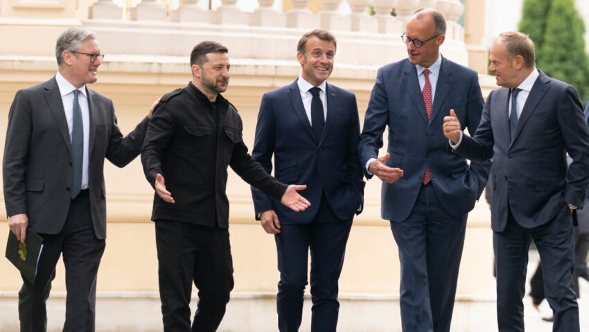 La 'coalición de voluntarios' no tiene "una dirección clara" sobre Ucrania