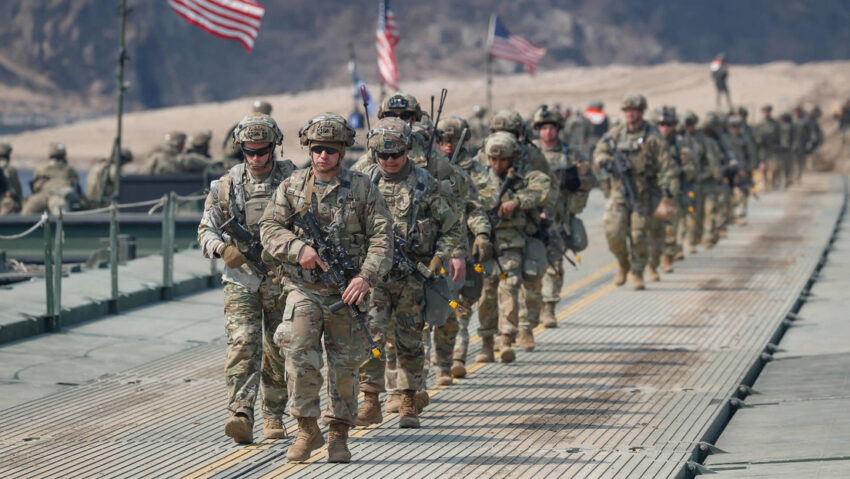 Las tres incógnitas que quitan el sueño a los aliados europeos ante posible reducción de tropas de EE.UU.